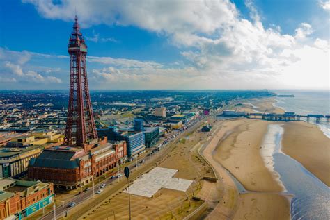 blackpool weekend breaks for couples.